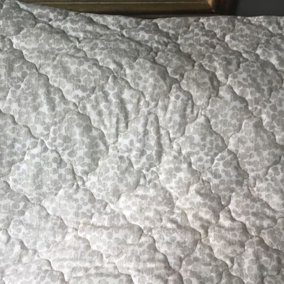 Handmade Quilt - Picture 14 of 15